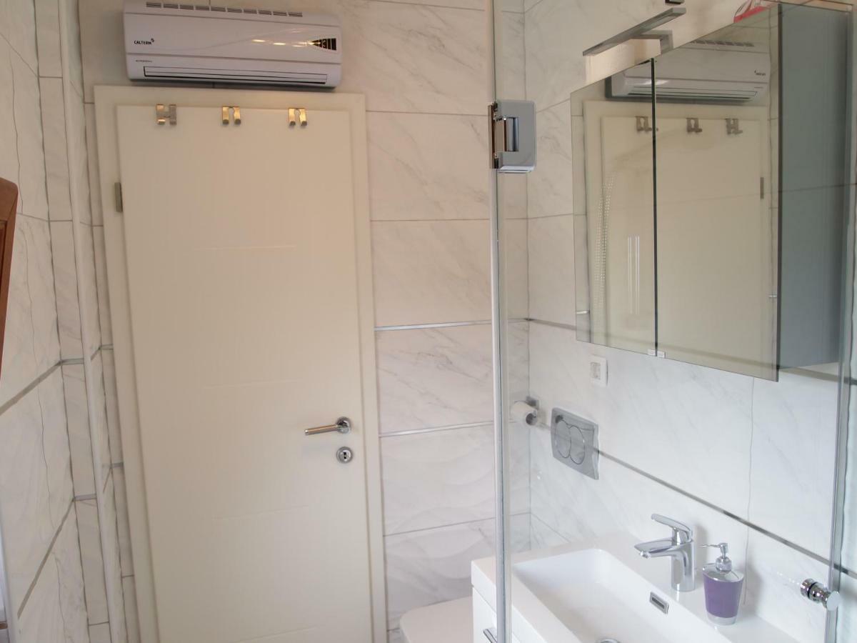 Panoramic View Apartments Crikvenica Ev Station Available Esterno foto